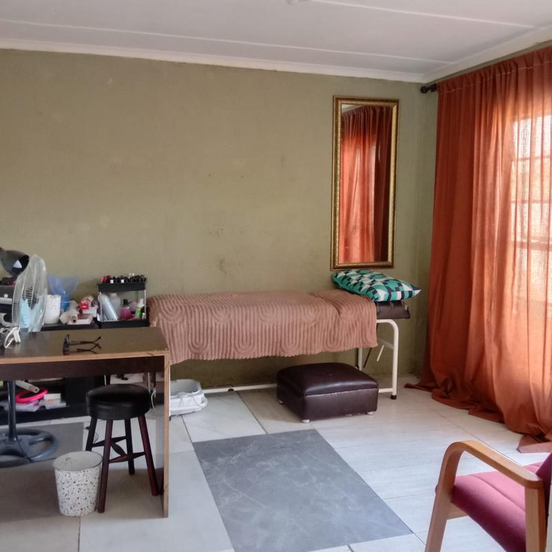 4 Bedroom Property for Sale in Beacon Valley Western Cape